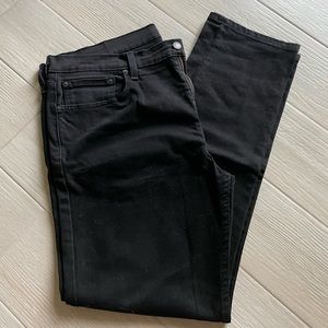 Levi’s 502 black jeans